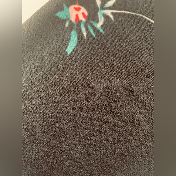 Host Pick 🔥 Maternity pants /leggings black with floral print - Picture 6 of 9